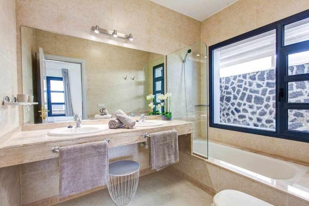 פלאיה בלנקה Homu Bianca Fantastica Villa Con Piscina Privad מראה חיצוני תמונה