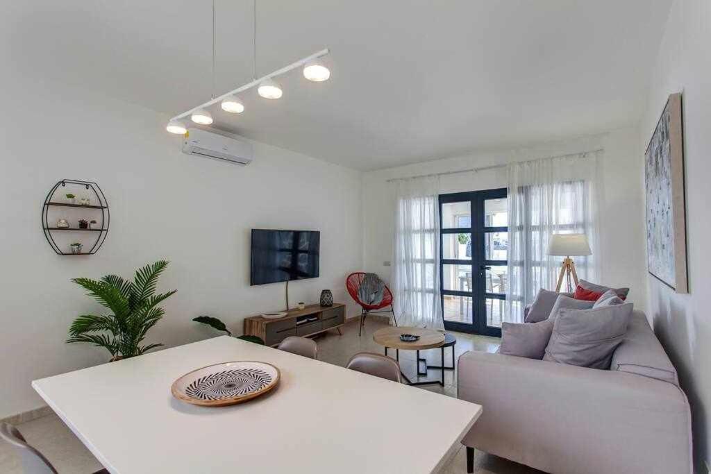 פלאיה בלנקה Homu Bianca Fantastica Villa Con Piscina Privad מראה חיצוני תמונה